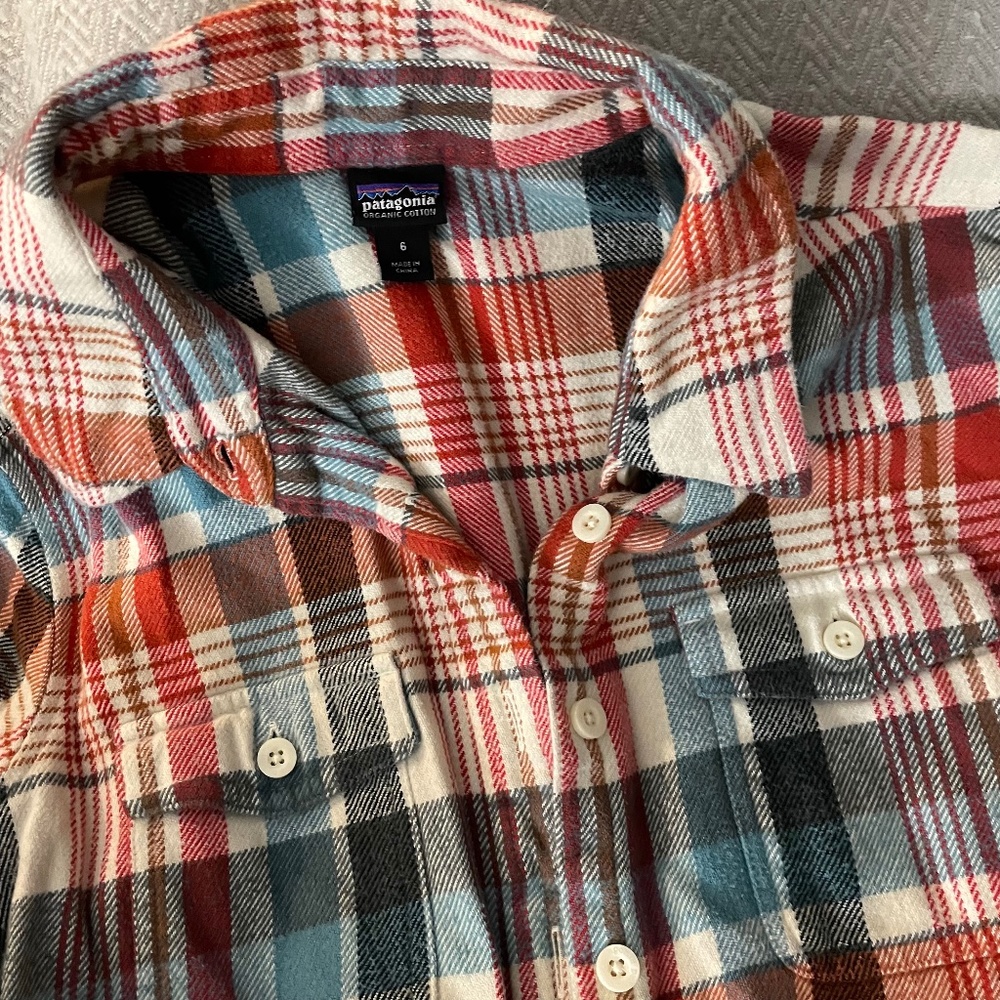 Patagonia Fjord Flannel Button Down. OG Cotton Women's Size 6